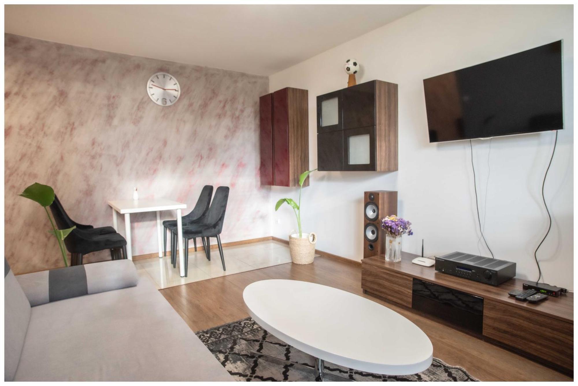 Apartament Zdrojowy Lägenhet Busko-Zdrój Exteriör bild